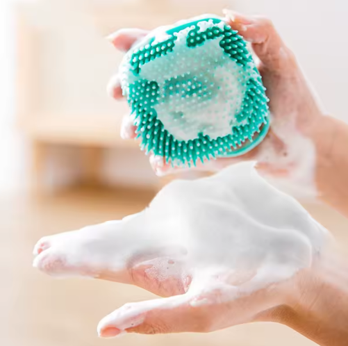 Brosse de Bain en Silicone pour Chats & Petits Chiens – Massage Doux & Nettoyage en Profondeur